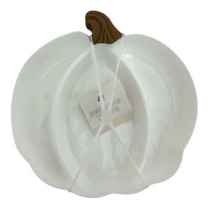 NWT Pumpkin Shaped White Serving Trays Set of 4 Fall Halloween Thanksgiving